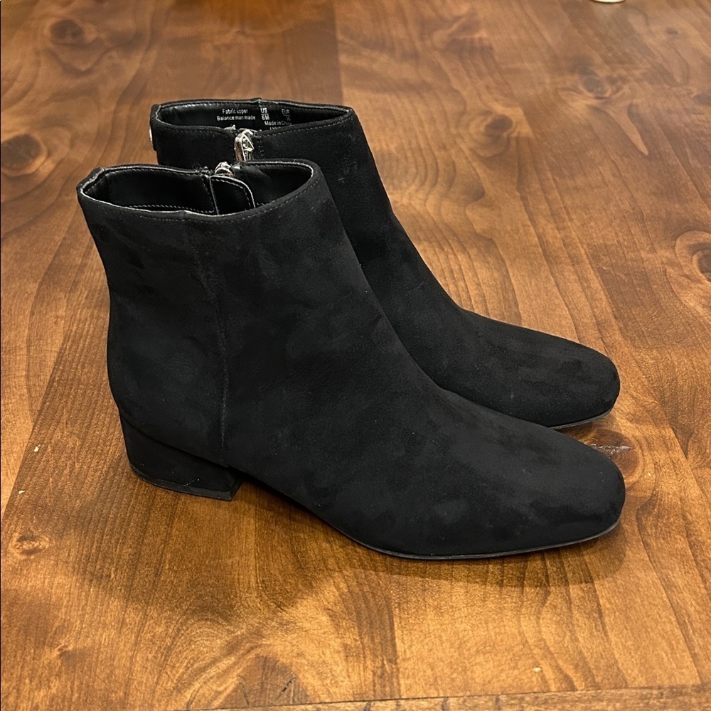 Circus by Sam Edelman Lyndsey Square Toe Ankle Boots/Booties